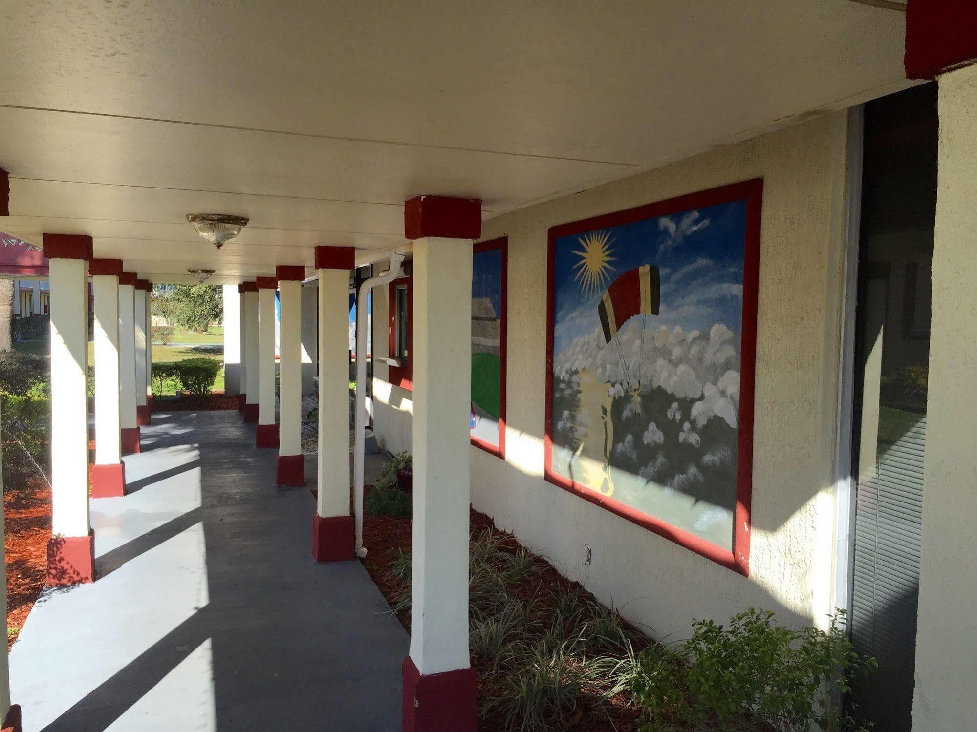 Budget Inn Of Deland Extérieur photo