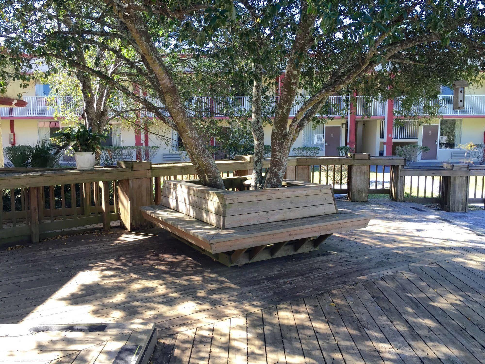 Budget Inn Of Deland Extérieur photo