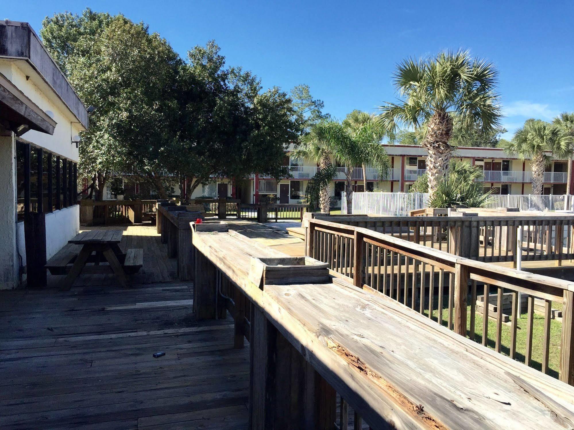Budget Inn Of Deland Extérieur photo
